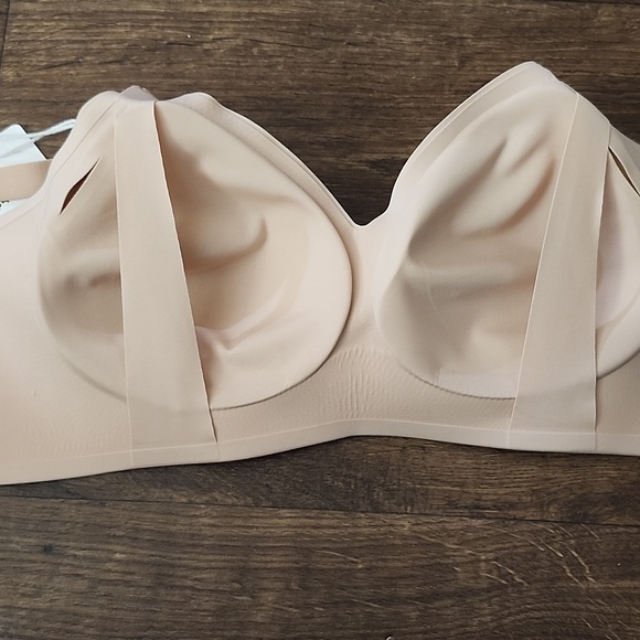 Momcozy bra - Picture 6 of 7